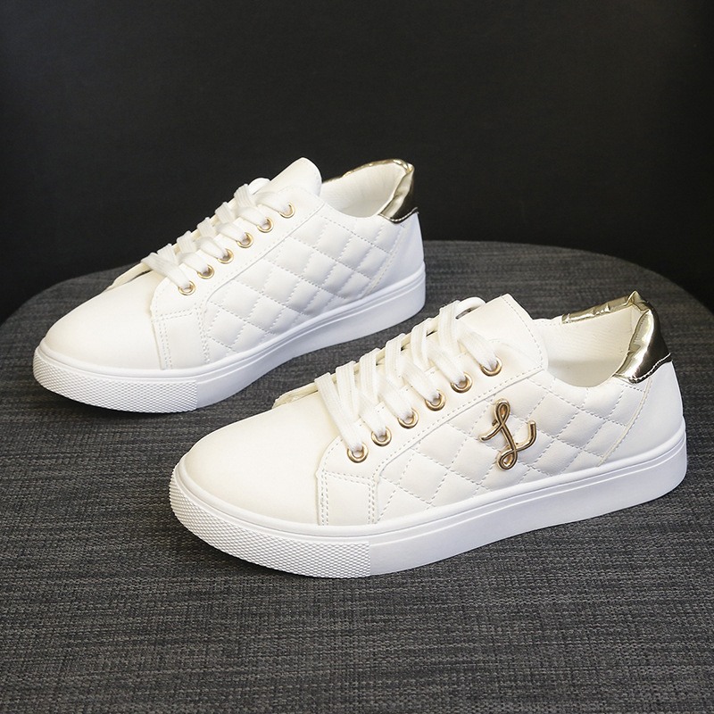 Small white running shoes women light simple fashion 2025 spring and autumn burst low-top flat everything women trend sneakers