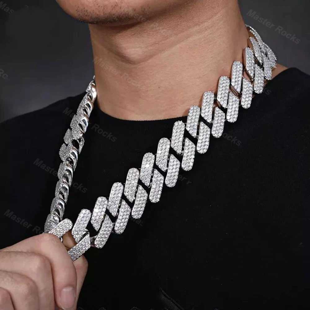 Dope Jewelry Hiphop Necklace 925 Sterling Silver 30mm Big Guy Cuban Necklace Iced Out VVS Moissanite Cuban Chain