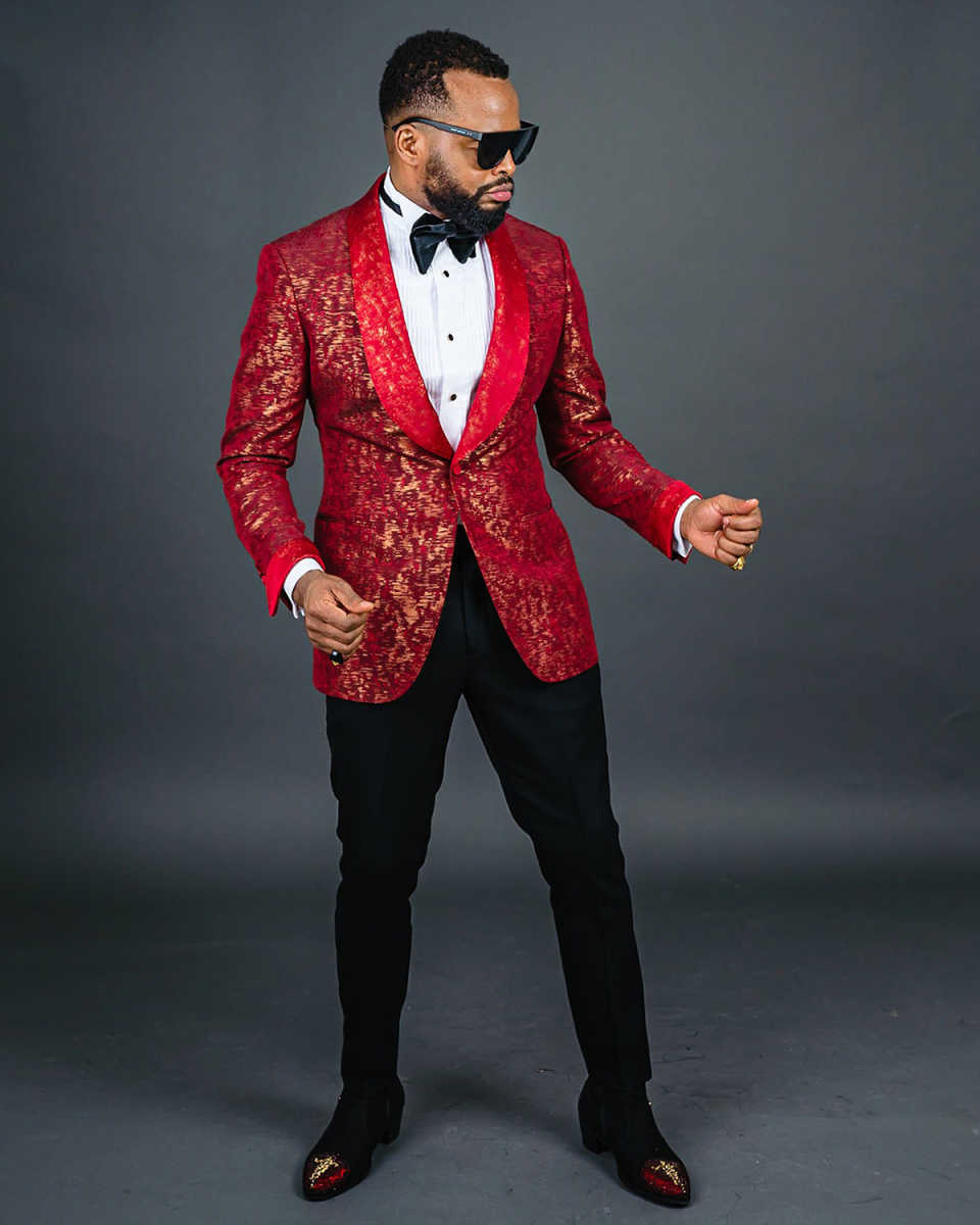 Red Pattern Mens Wedding Tuxedos Shawl Lapel Groom Wear Party Birthday Black Pants Suits 2 Pieces Customized