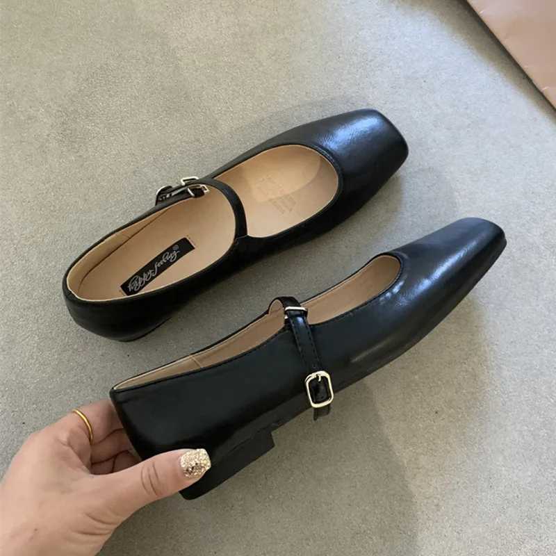 Womens Mary Janes Lolita Soft Sole Flats Lady Kaii Square Toe Ornament Gold Leather Loafers Elegant Church Slipy Shoes Y250214