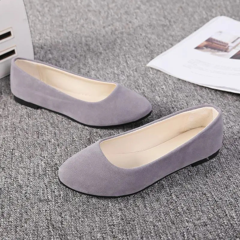 Plus Size 35-43 Women Shoes Candy Color Spring Shoes Woman Slip On Casual Flats Ladies Shoes Autumn Loafer zapatos mujer WSH2214 250214