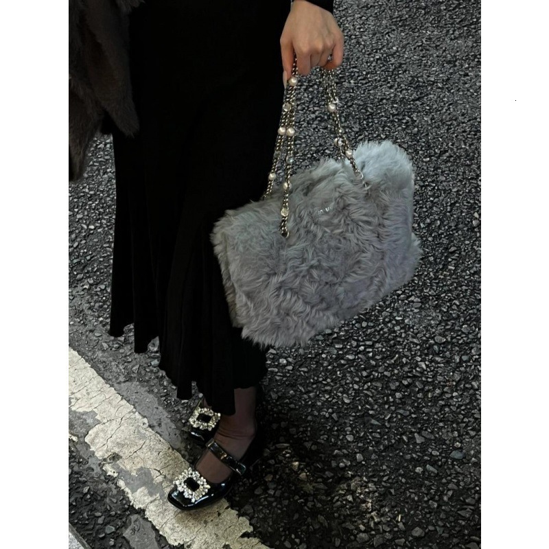 New Girl's Pearl Chain Curled Shoulder Underarm Design Texture Large Capacity Tote Bag Versatile Handbag