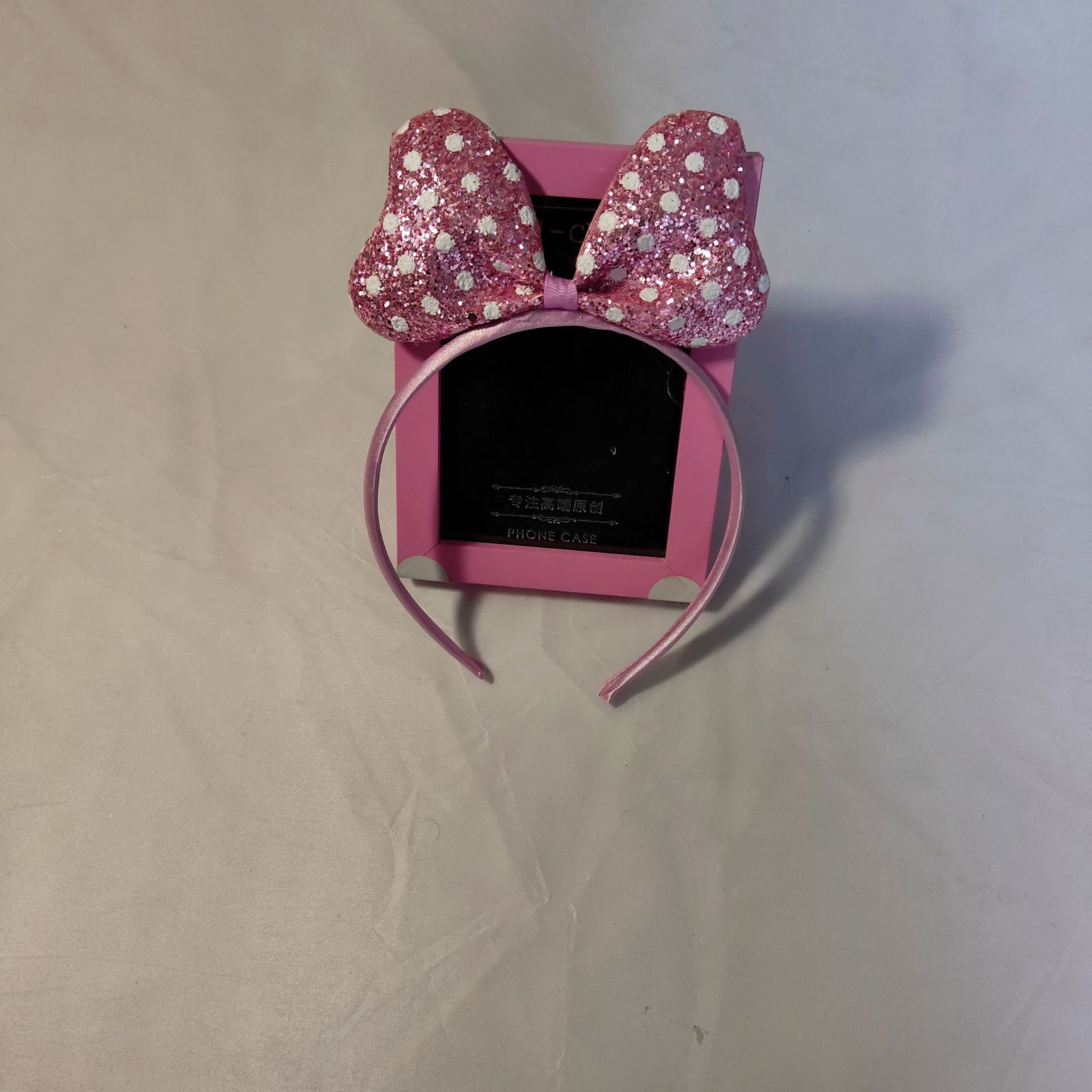 Adorable Shimmering Butterfly Knot Hair Band for Children - Suitable for School Events and Outdoor Fun