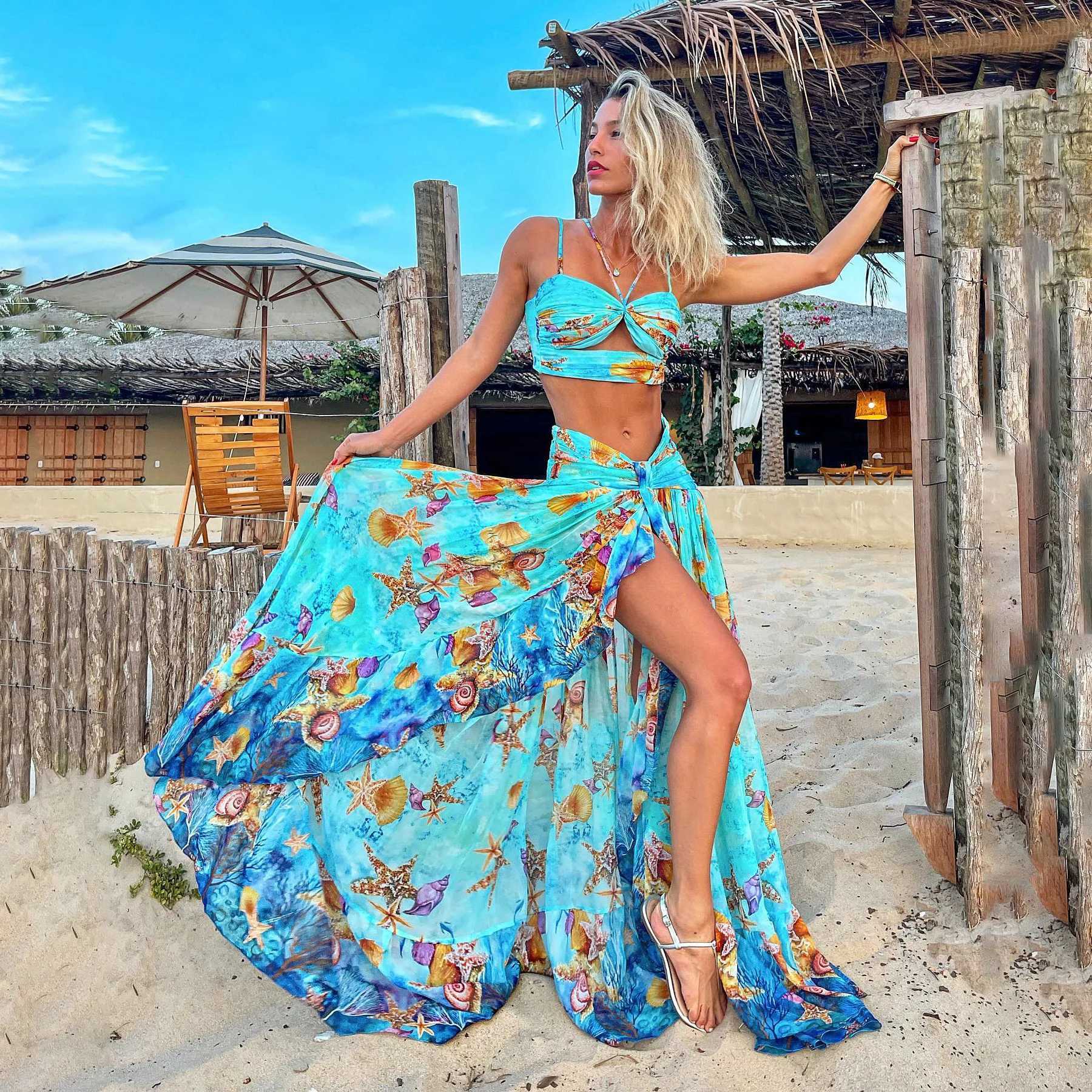 Halter bikini V-neck swimsuit with Skirt high waisted swimsuit suitable for women Brazilian bikini 3 photos summer womens swimsuitW250214