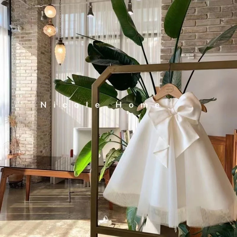 Girls Dress 2024 Big Bow Girls First Full Moon Birthday Festival Dress Korean Version Baby Girl Dress Kids Clothing 250213