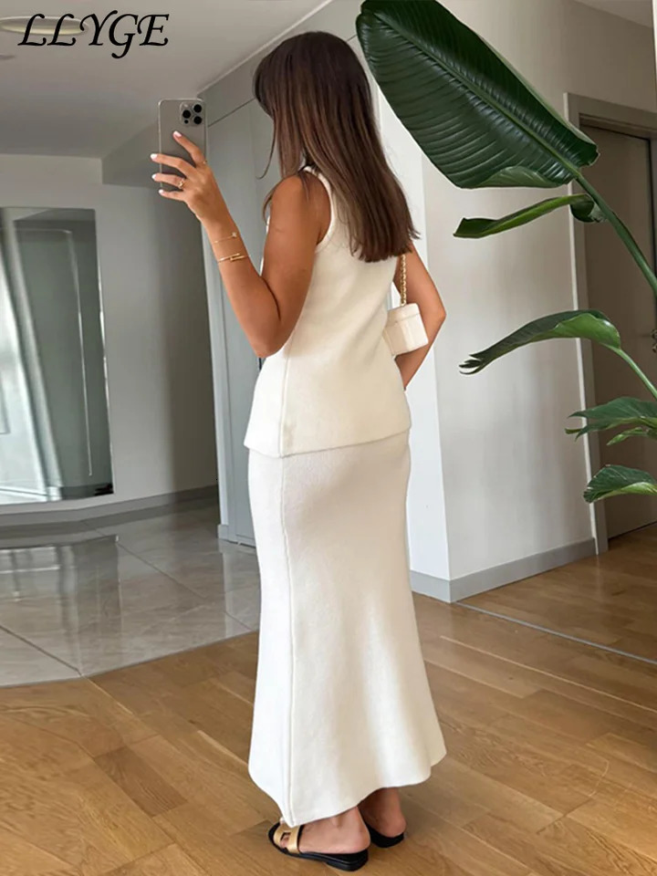 Elegant Knit Vest Skirts Sets Women Slim Oneck Single Breasted Vests Solid Hip Package Spring Lady Vacation Outfits 250214