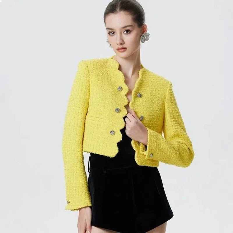 Yellow Jacket Womens Short Coarse Tweed Top 250213