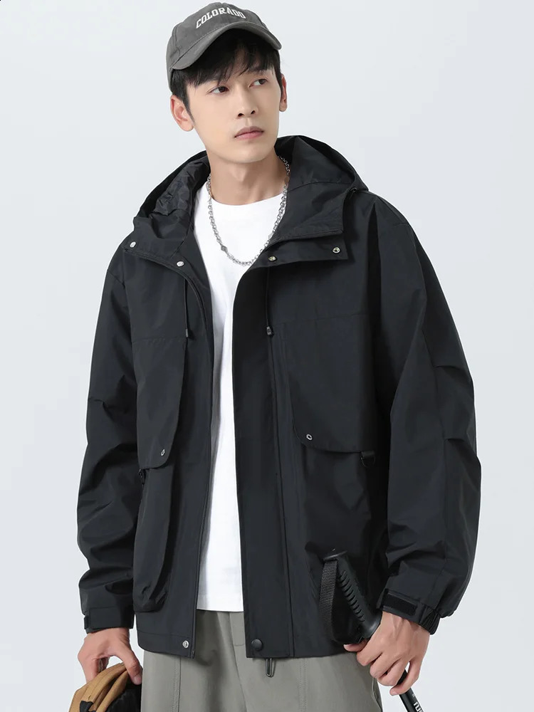 Spring Autumn Mens Windbreaker Jackets Korean Fashion Waterproof Windproof Outdoor Big Pockets Hooded Loose Coat Size 8XL w250210