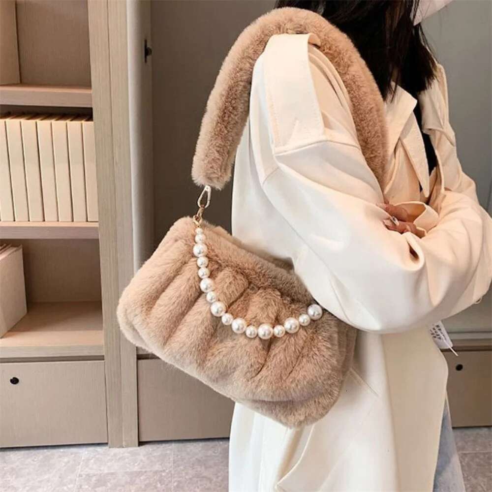 ISKYBOB Pleated Faux Fur Shoulder Bags for Women's Winter Fashion Pearl Chain Clutch Plush Underarm Bag Ladies Handbags