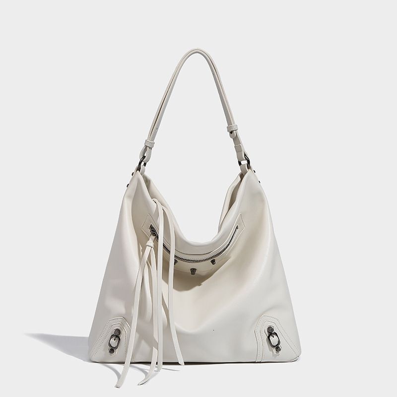 2024 New Soft Leather Tote Messenger Large-Capacity Commuting Underarm Sweet And Cool Style Shoulder Women's Bag