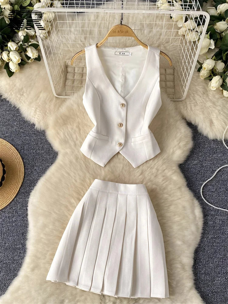 SINGREINY French 2pcs Suit Women Summer Single Breasted Basic CamisoleZipper n Pleated Skirt Ladies Fashion Two Pieces Set 250214