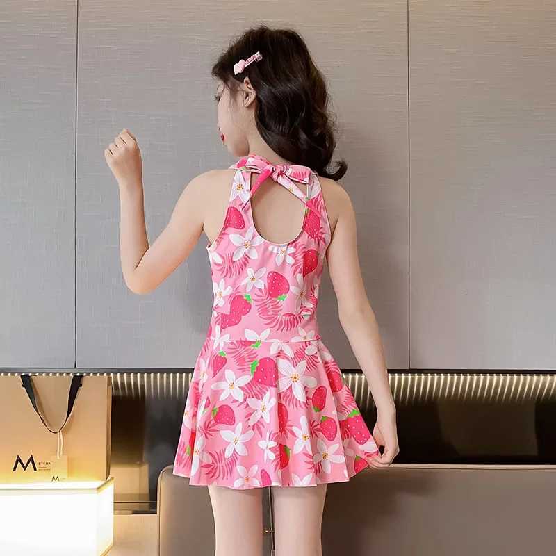 Charming Strberry-Print Two-Piece Swimwear Set for Girls with Great Elastici for Conservative Little GirlsXJ250214