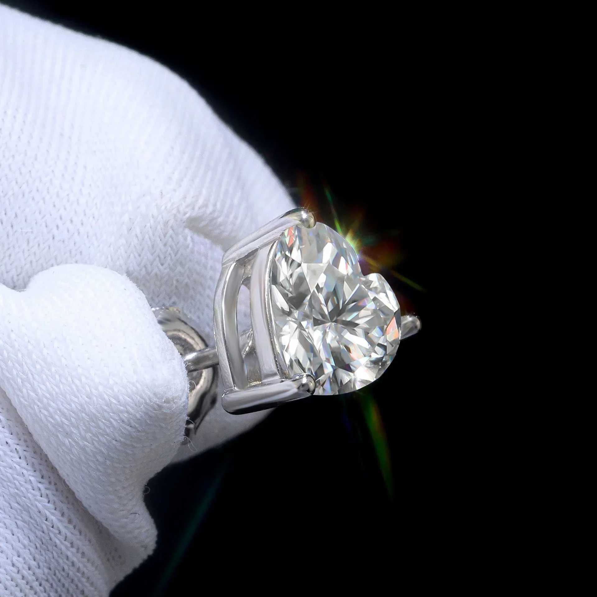 1CT D VVS1 Heart Cut Moissanite Diamond Stud Earrings 18K Gold Plated 925 Sterling Silver Earring for Women Girls Jewelry Gifts