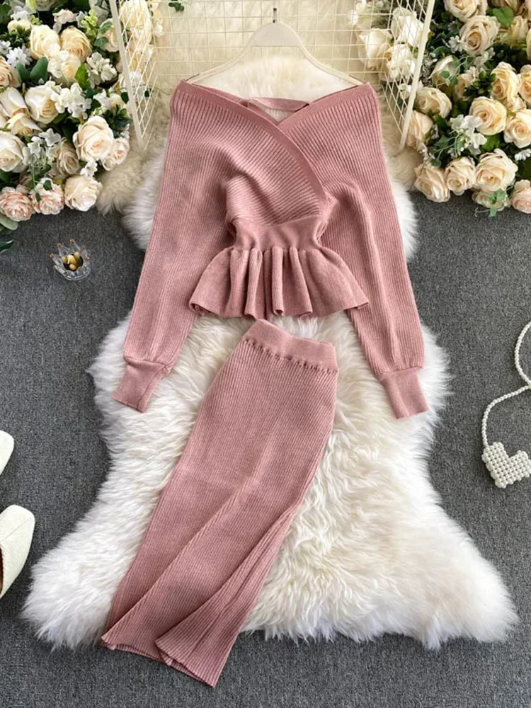 Womens Korean Style Cross V-neck Puff Sleeve Short Waist Top Elastic High Waist Pleated Skirt Knitting Two Piece D040 250210