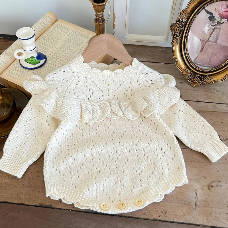 2024 Baby Girls Knitting Bodysuits Long Sleeve Solid Color Hollowed Out Spring Autumn born Baby Girls Knitting Jumpsuit 250208
