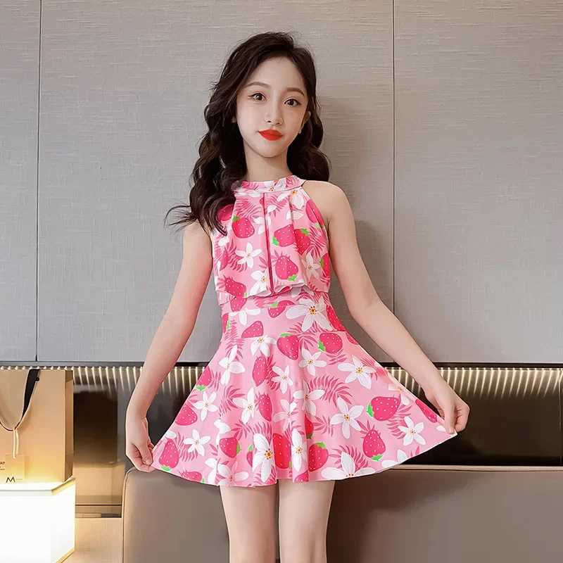 Charming Strberry-Print Two-Piece Swimwear Set for Girls with Great Elastici for Conservative Little GirlsXJ250214