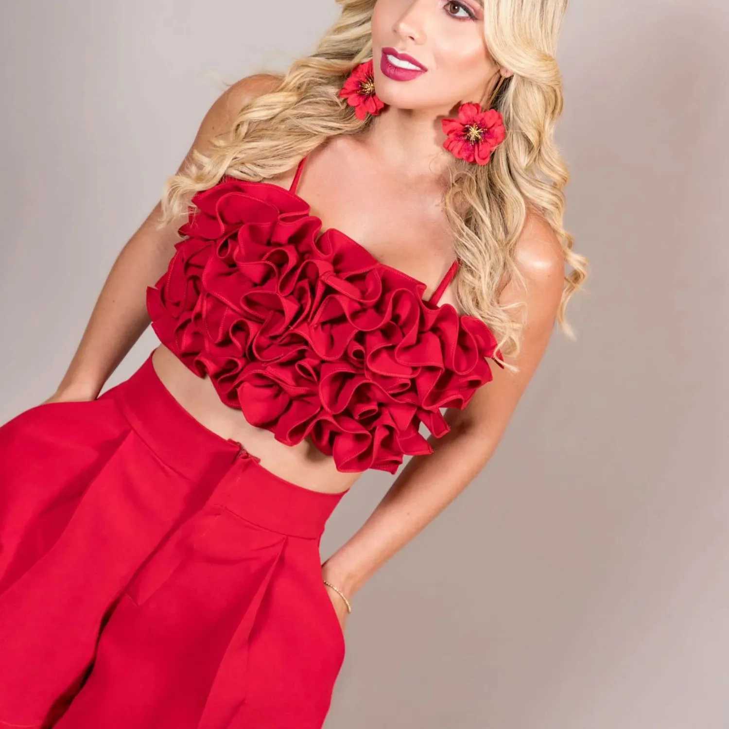 2025 Solid Red Flower Bikini Swimsuit Luxury Womens Swimsuit Sexy Swimsuit Deep V Monokini Off Shoulder SwimsuitW250214