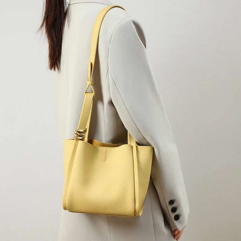 Spring Summer Yellow Bucket Tote Brand Designer Fashion Cowhide Leather Women Handbag Urious Ladies Shoulder Bag