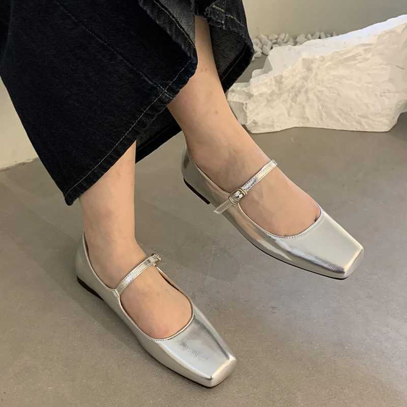 Womens Mary Janes Lolita Soft Sole Flats Lady Kaii Square Toe Ornament Gold Leather Loafers Elegant Church Slipy Shoes Y250214