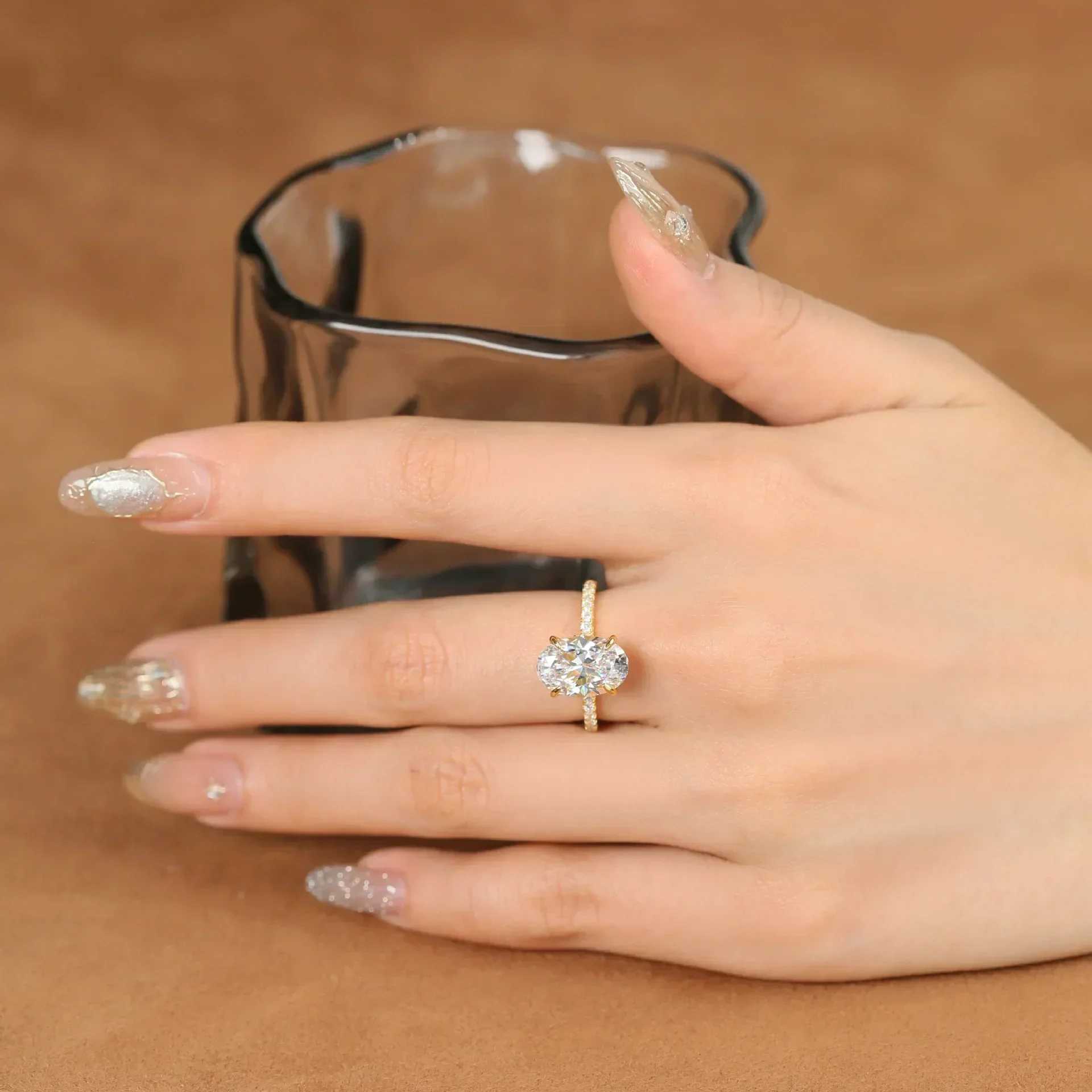 FEOBUR Certified 4.5Carat Oval Cut Moissanite Ring for Women 925 Sterling Silver Plated 18K Classic Lab Diamond Engagement Rings