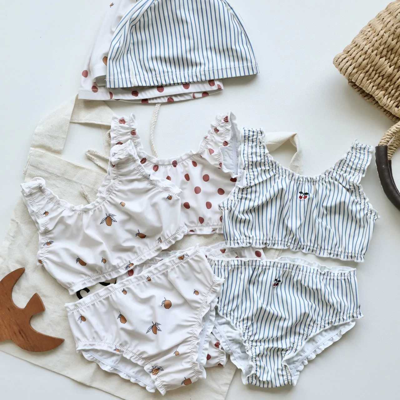 1-7Y Kids Swimsuit Fashion Girl Printed Two Pieces Swimsuit Striped Toddler Swimming Suit Monokini Beach Outfit Bathing SuitXJ250214