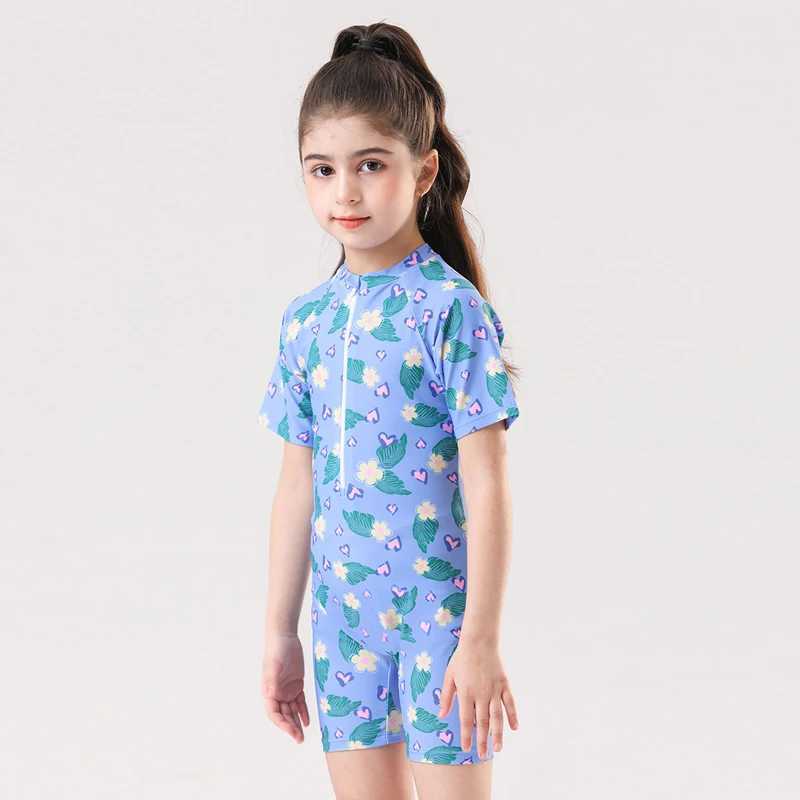 Leaf Print One Piece Girls Swimwear Kids Short Sleeve Swimsuit With Front Zipper Summer Children Swimming Suit BeachwearXJ250214