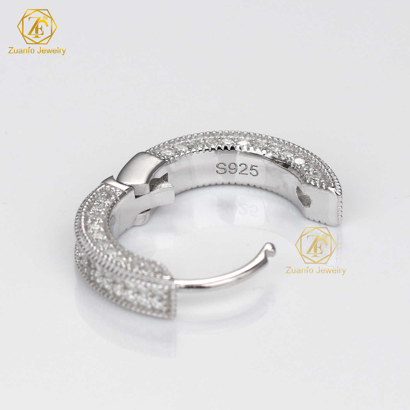 Factory Direct Sale Iced Out Moissanite Hiphop Earrings 18k Gold Plated 925 Silver Hoop Earrings for Party Gifts