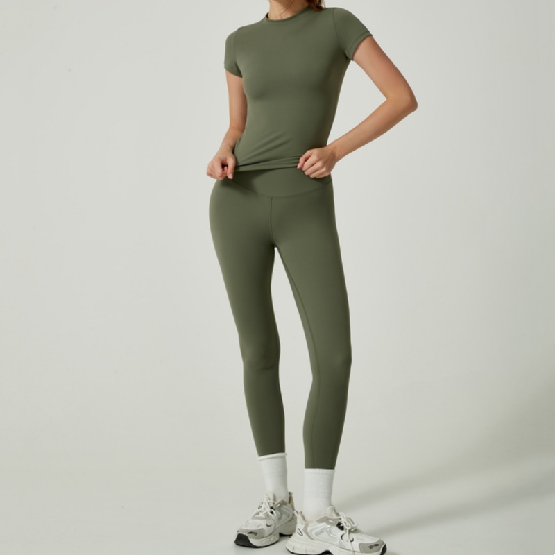 New women's 6-color casual two-piece set sexy tight fitting short sleeved pants high-quality yoga clothes running suit fitness suit