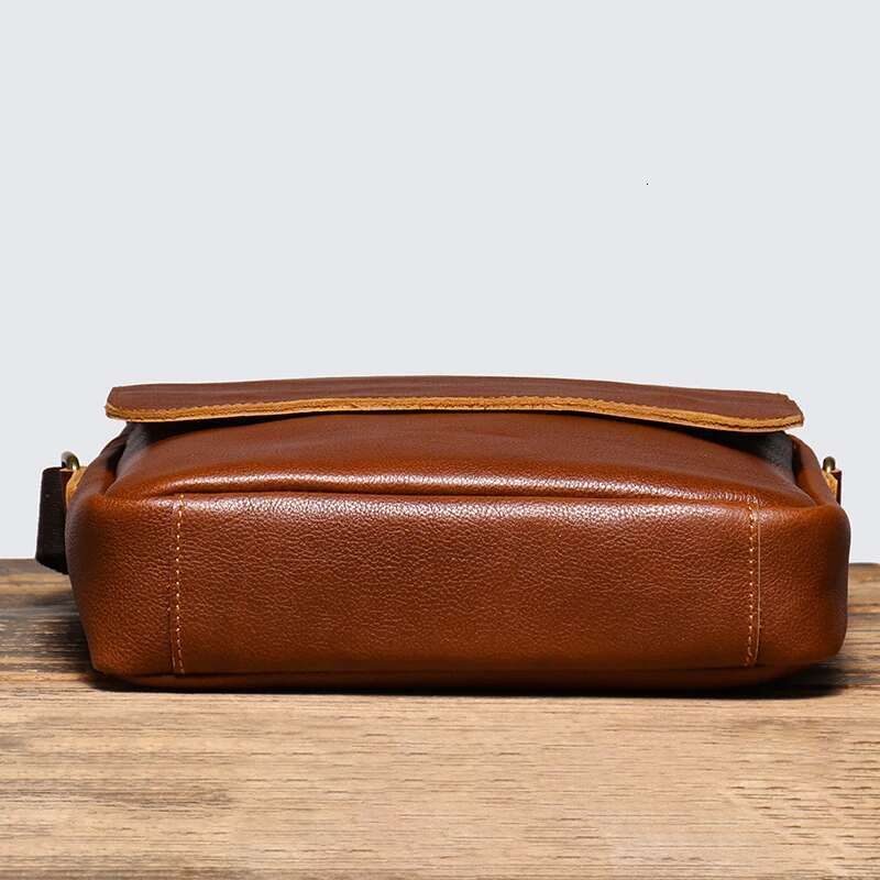 Men's Shoulder Sg Bags Vintage Fashion Satchel Bag Vegetable Tanned Leather Crossbody 9.7 Inch Mini Ipad Leathfocus