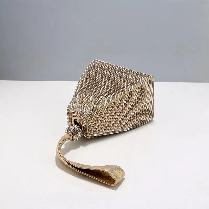 Rhinestones Womens Evening Bag High Quality Pyramid Shaped Fashionable Singularity Party Clutch Wallet Free Delivery 250211