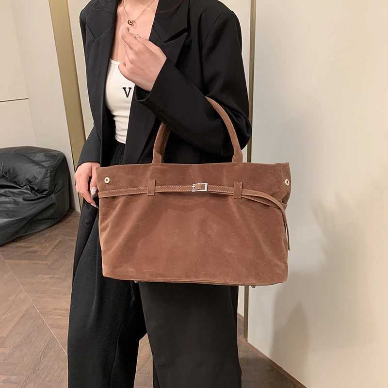 Velvet Big Top-handle Bags For Wen 2024 Winter Latest Designer Handbags Luxury Pure Color Large Capaci Shopper Totes Fem Z250318