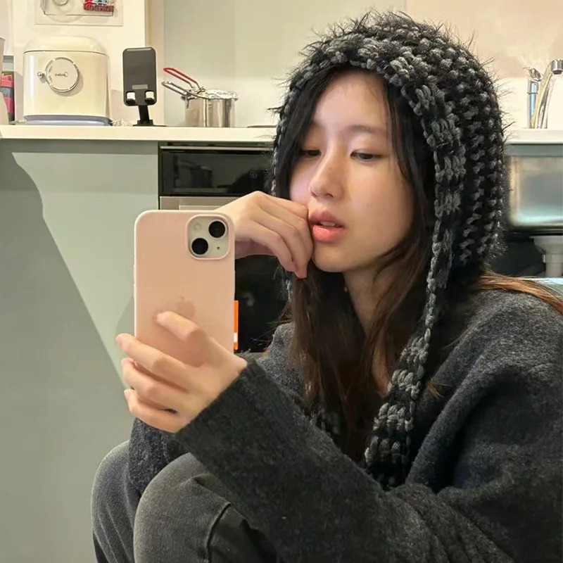 Niche Japanese Harajuku Stripe Contrast Balaclava Hat Autumn/Winter Street Y2K Fashion Zipper Strap Beanie Hat 250214