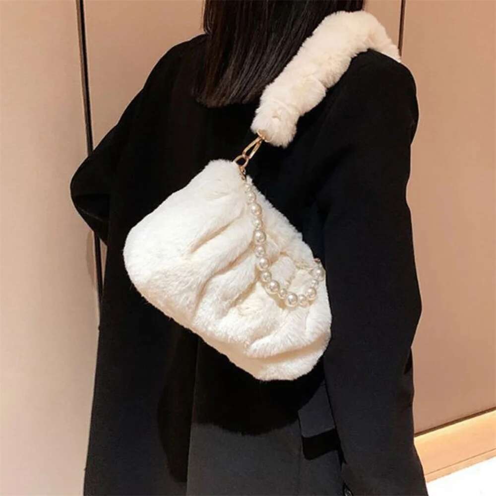 ISKYBOB Pleated Faux Fur Shoulder Bags for Women's Winter Fashion Pearl Chain Clutch Plush Underarm Bag Ladies Handbags