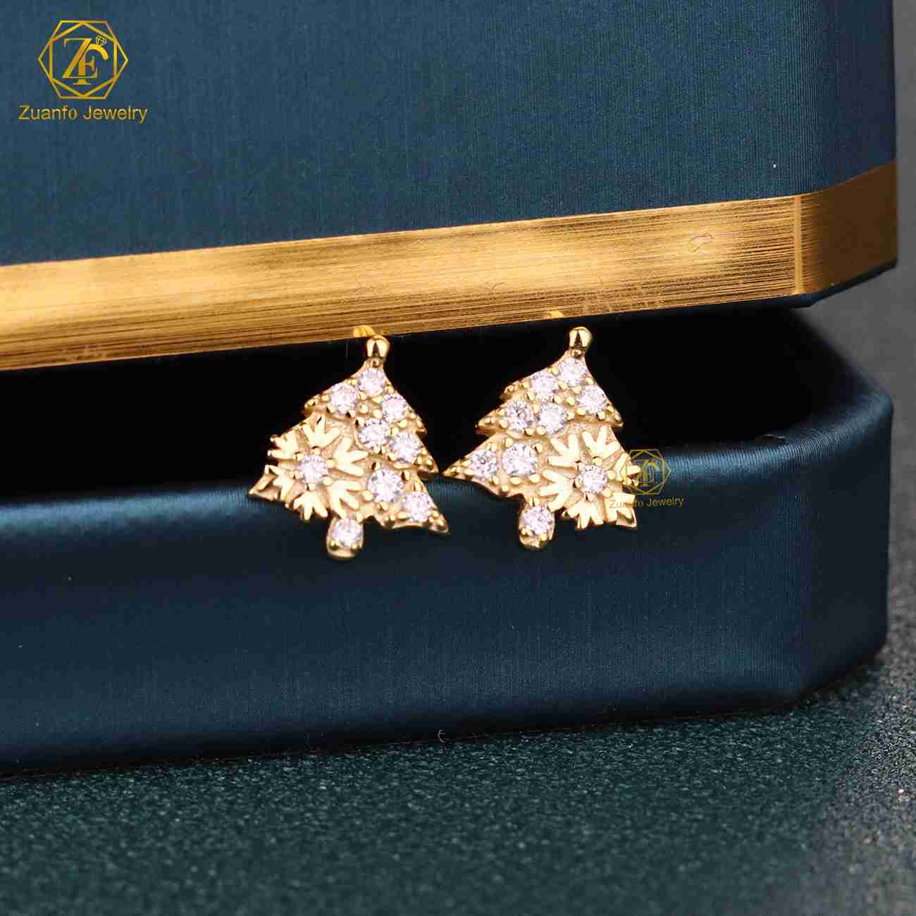 Luxury 925 Silver D VVS1 Moissanite Diamond Stud Earrings New Design Christmas Hat and Tree Jewelry for Gift or Party