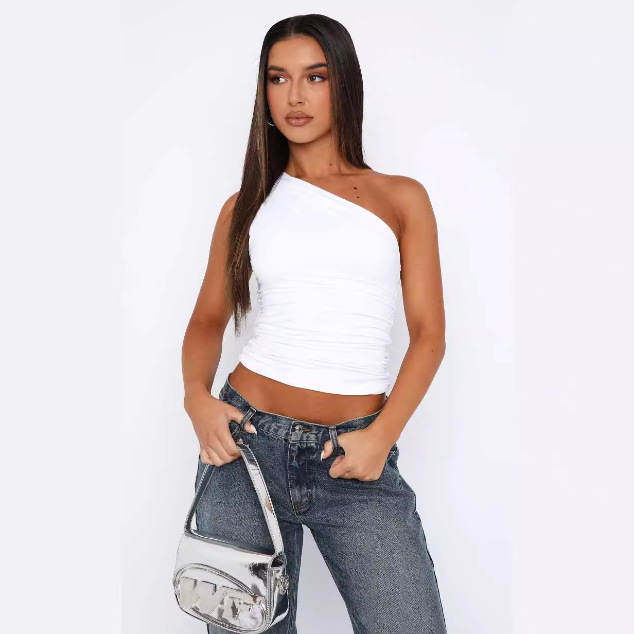 Designer Free Shipping Spring/summer New Y2K Spicy Girl Women Slanted Shoulder Sleeveless Sexy T-shirt Design Sense Slim Fit Top