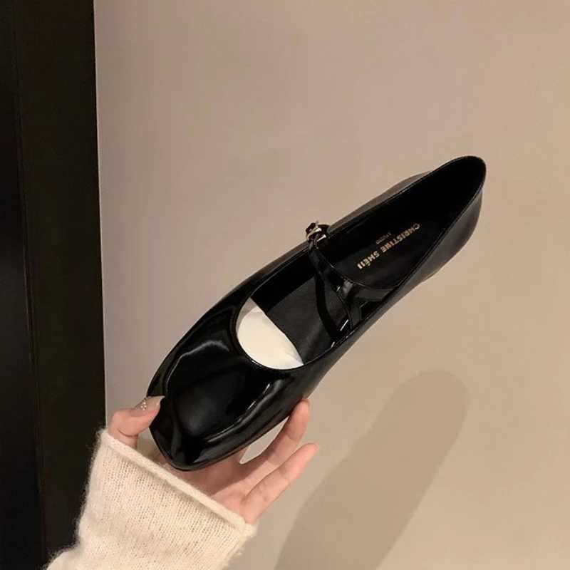 Mary Jane for Wen 2025 Fi Leisure Patent Leather Single Soft Portable Red Ballet Shoes atos De Mujer Y250214