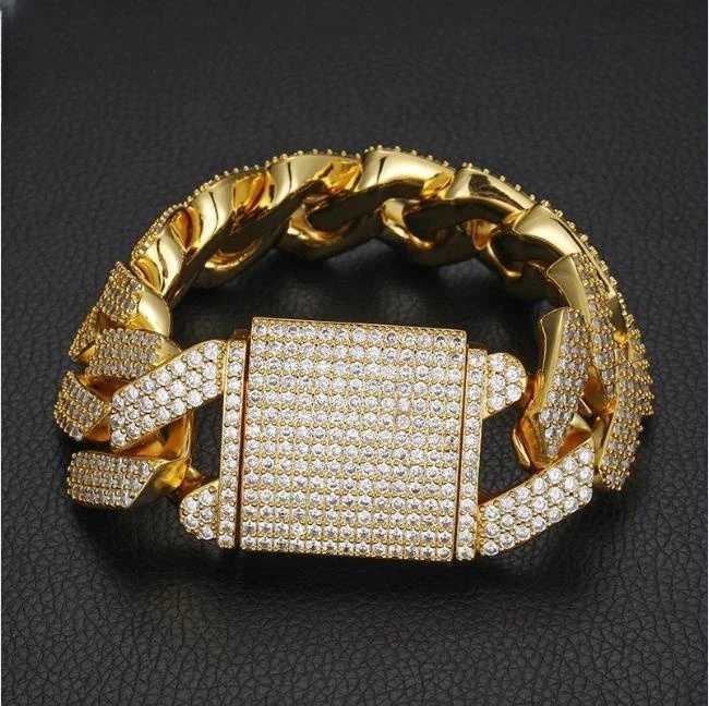 Rapper Men Hip Hop 26mm Cuban Link Chain Shine Iced Out d Vvs Moissanite Diamond Miami Cuban Link Chain