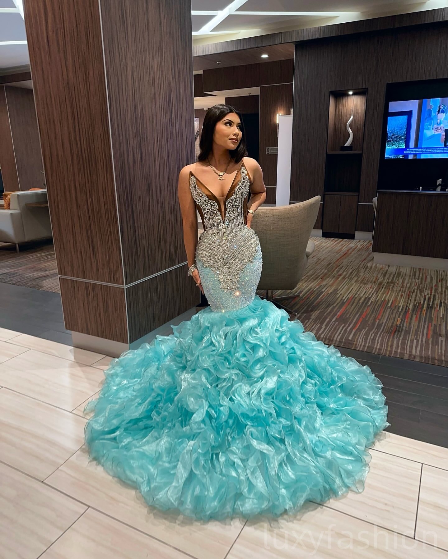 Aso Ebi 2025 Luxurious Mermaid Prom Dresses Crystals Organza Tiers Sequined Evening Formal Party Second Reception Birthday Gowns Dress For Special Occ