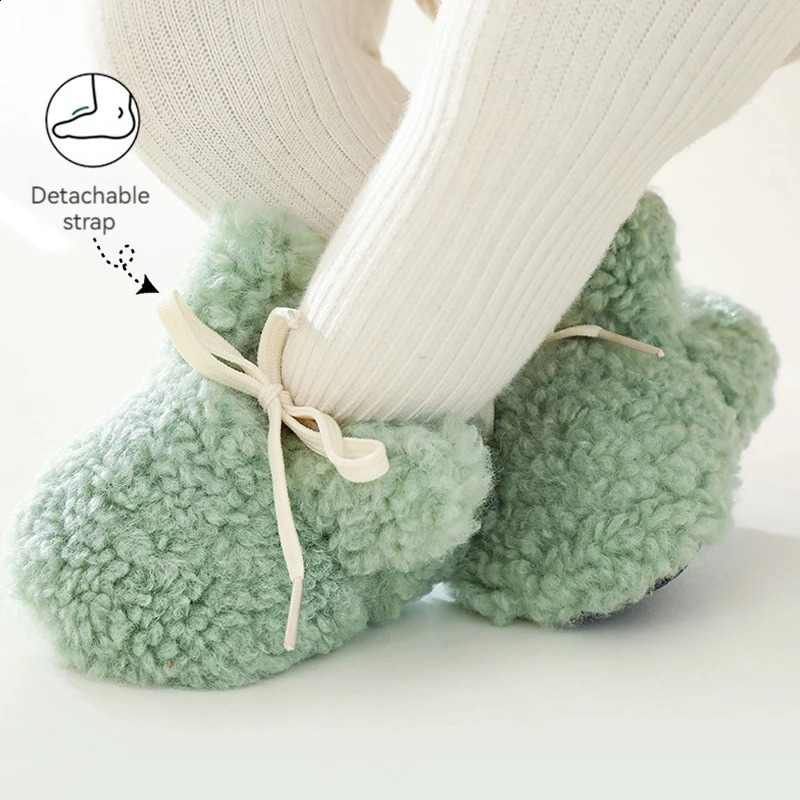 Baby Shoes Winter Baby Boy Girl Booties Fluff Soft Toddler Shoes First Lamb Cashmere Anti-Slip Warm born Infant Crib Shoes 250214