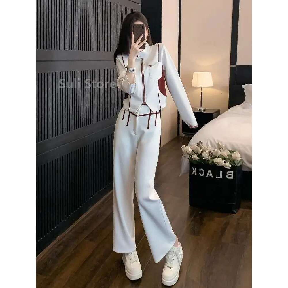 High-Quality Age-Reducing Early Autumn Outfit 2025 Xiaoxiangfeng Casual Fashion Sweatshirt Two-Piece Suit For Women Vestido