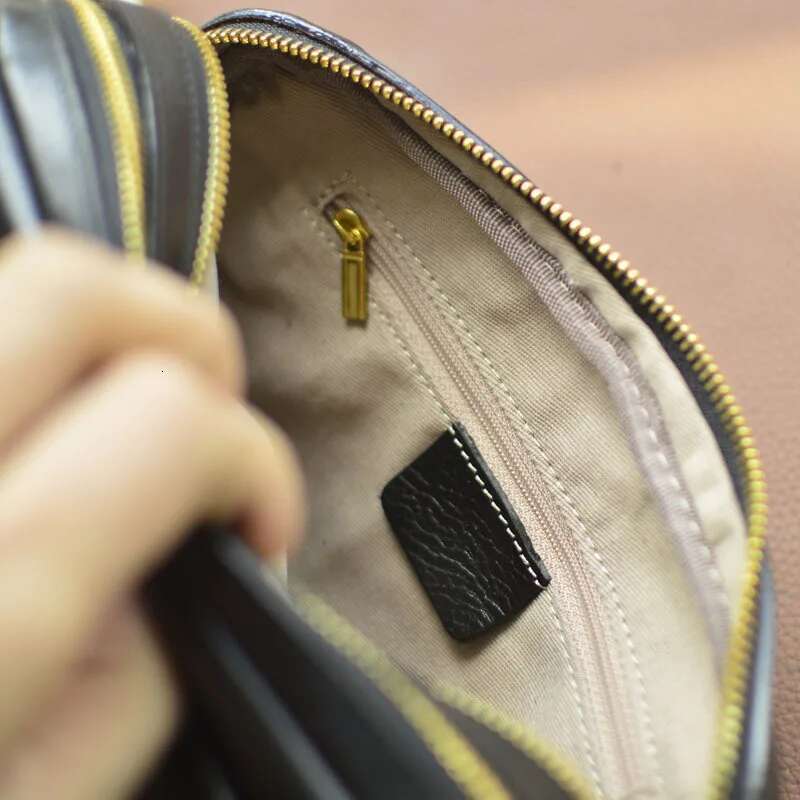 AETOO Leather Small Vegetable Tanned Mobile Phone Crossbody Top Layer Cow Leather Shoulder Bag Men's Backpac