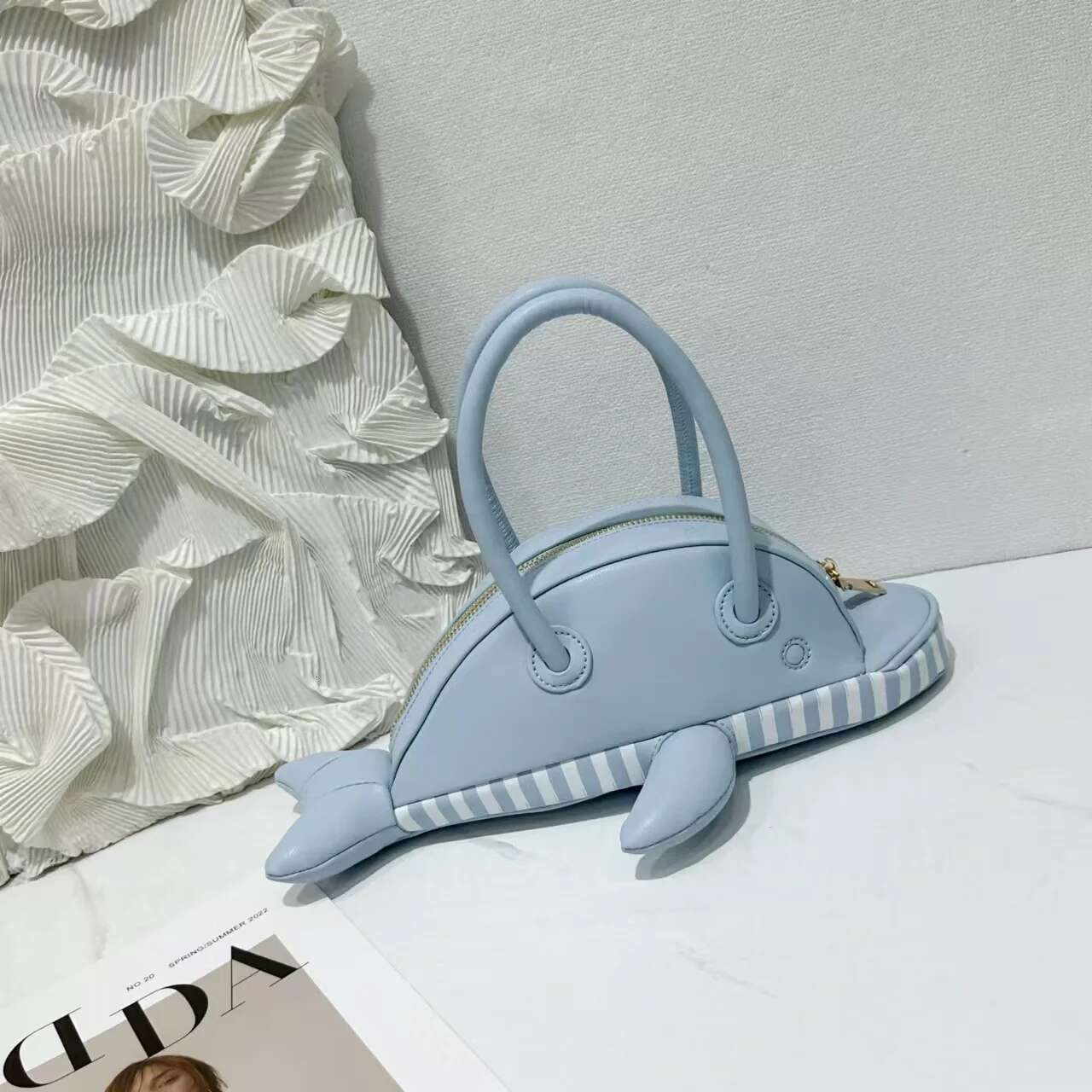 Creative Personality Niche Animal Women 2025 New Cute Dolphin Shape Handbag Ladies Soild Color Underarm Bag