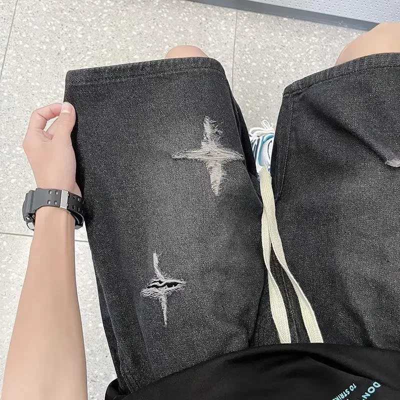 2023 Trendy Denim Shorts Mens Summer Style Star Pattern Holeed Jeans American Vintage Blue Pine Needle PrintedT250215