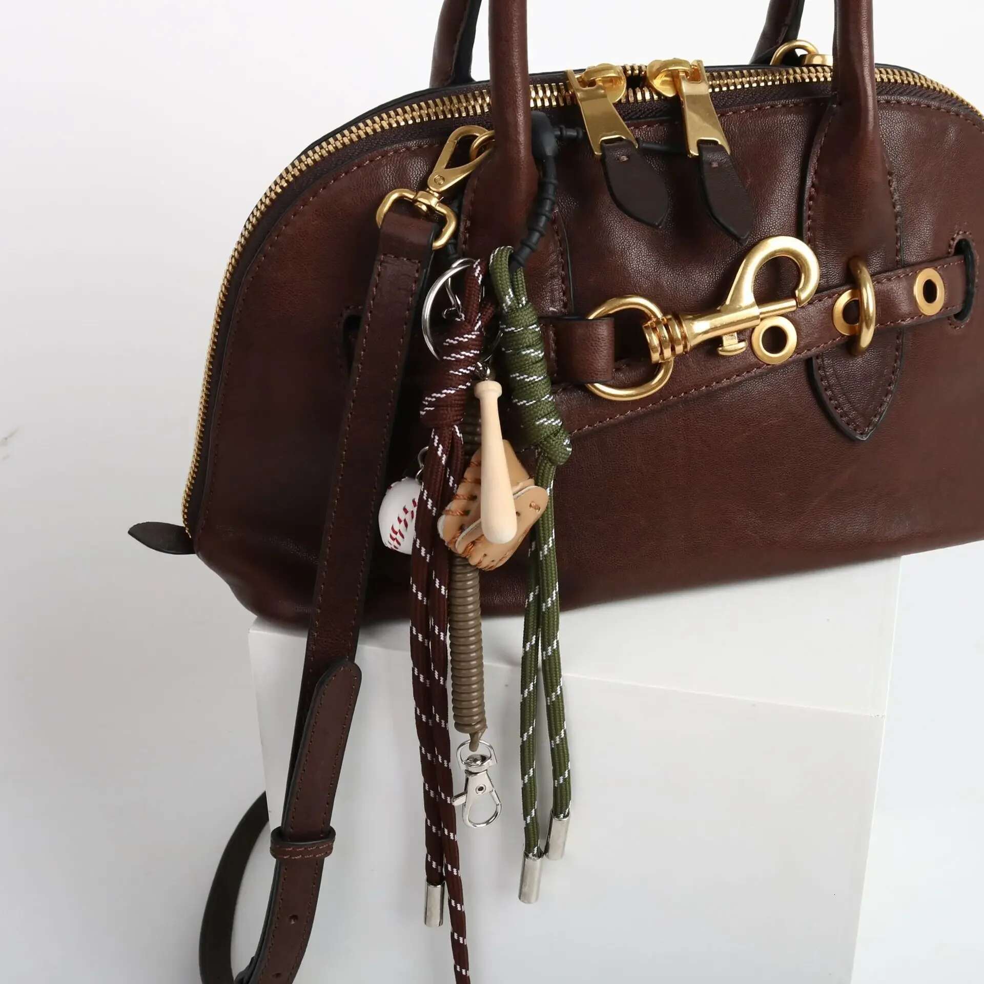 First Layer Tanned Sheepskin Shell for Women High Quality Retro Versatile Handbags Single Shoulder Bag Boston Bags 2 Sizes