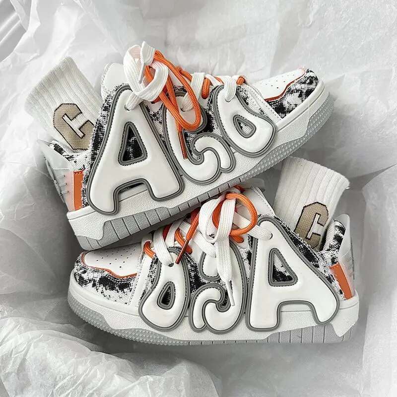 Men and Women's All-match Explosions Letter Design Sense Contrast Color Bread Shoes Hip-hop S ports Lightweight