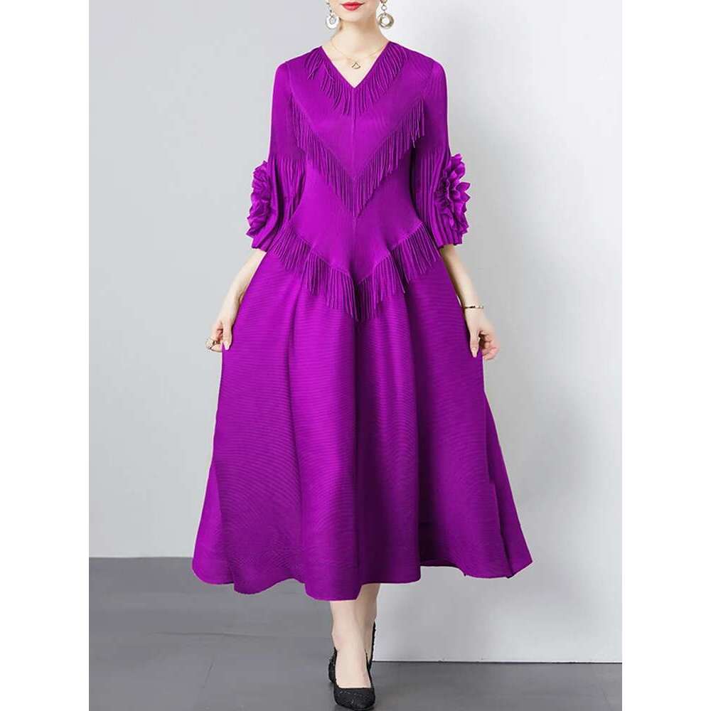 GVUW Pleated V Neck Dress 3D Wers A E Spliced Tassel New 2025 Elegant Evening Party Medium Long Summer Clothing 17G5903