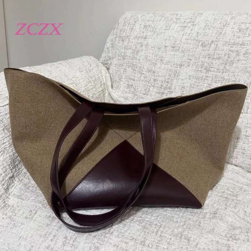 Fashionable Large Capacity Women's Tote Handbag Genuine Matte Leather Single Shoulder Armpit Bag