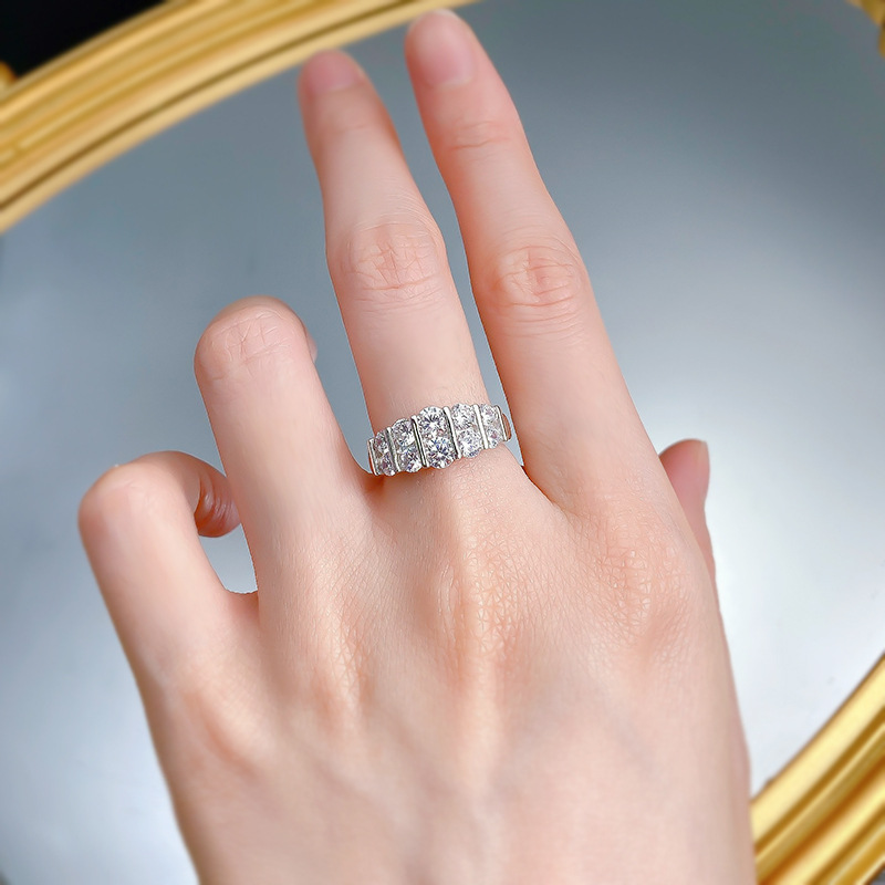 Choucong Brand Wedding Rings Luxury Jewelry Real 100% 925 Sterling Silver Round Cut White Double Moissanite Diamond Party Eternity Women Engagement Ba