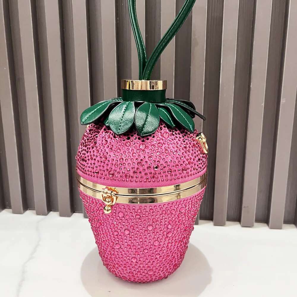 Woman Evening Clutch Bag Rhie Strawberry Purse Designer Handle Shoulder Bucket Handbag For Wedding Banquet