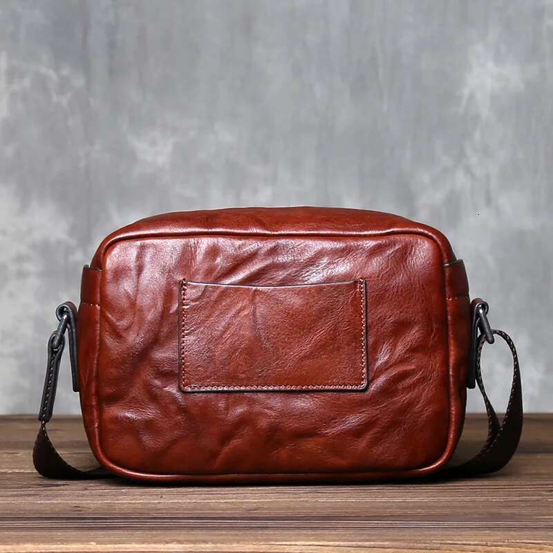 2024 New Men's Genuine Leather Small Square Horizontal Casual Vegetable Tanned Top Layer Cowhide Crossbody Bag JLFGPJ